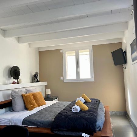 Mas La Farelle Chambre D'Hote,Fitness & Salle De Jeux Gratuite & Spa En Supplement Ним Екстериор снимка